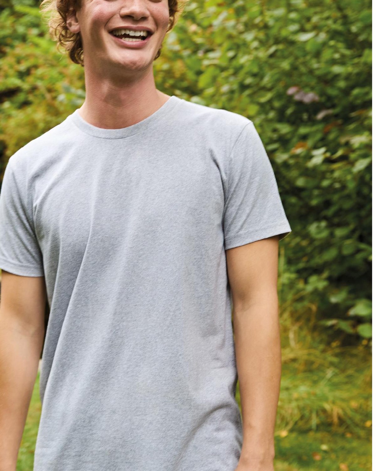 Recycled Cotton T-Shirt aus 60% recyceltem Baumwoll-Reststoff und 40% recyceltem Polyester